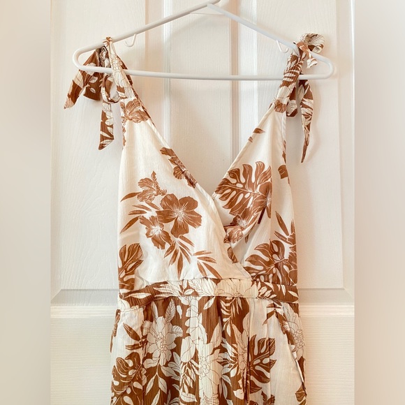 American Eagle Tropical Mix Print Tie-Strap Jumpsuit - Picture 5 of 11